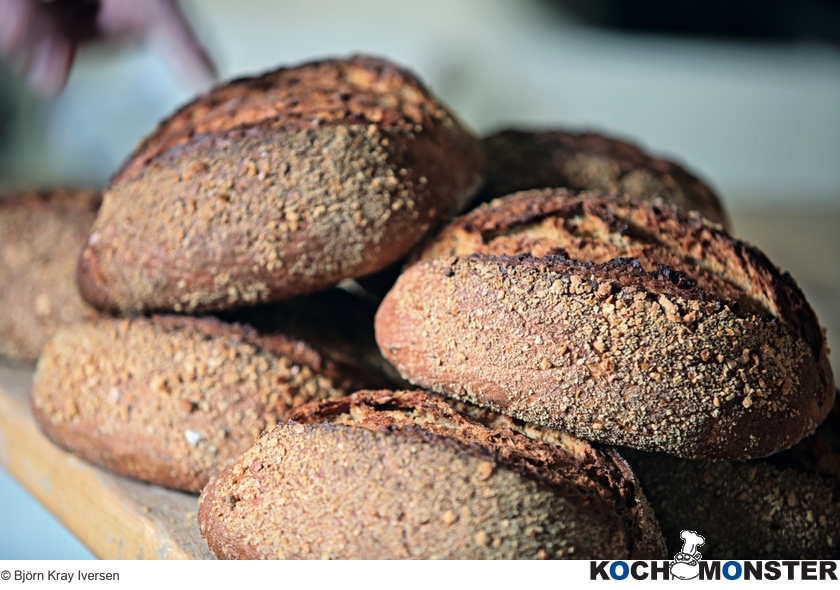 Rheinländer Brot
Foto (c) Björn Kray Iversen
(stark reduzierte Bildqualität) Rheinländer Brot