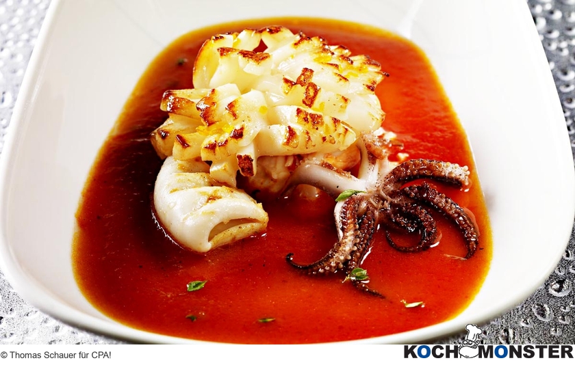 Karamellisierte Jakobsmuscheln / Tomatenkoriandersauce / Königskrabbenfleisch